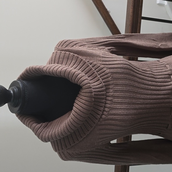 Longsleeved sweater dress - Picture 3 of 4